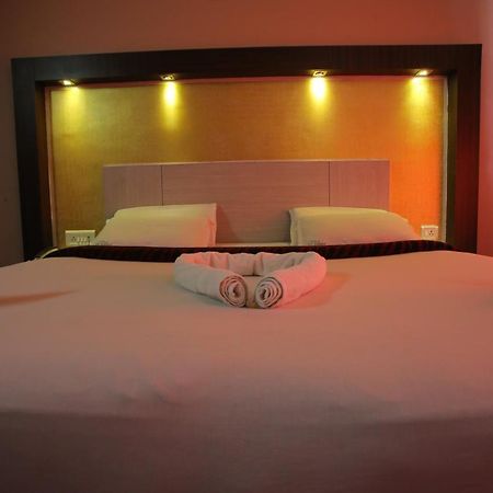 Hotel City Palace Utakamand Zewnętrze zdjęcie