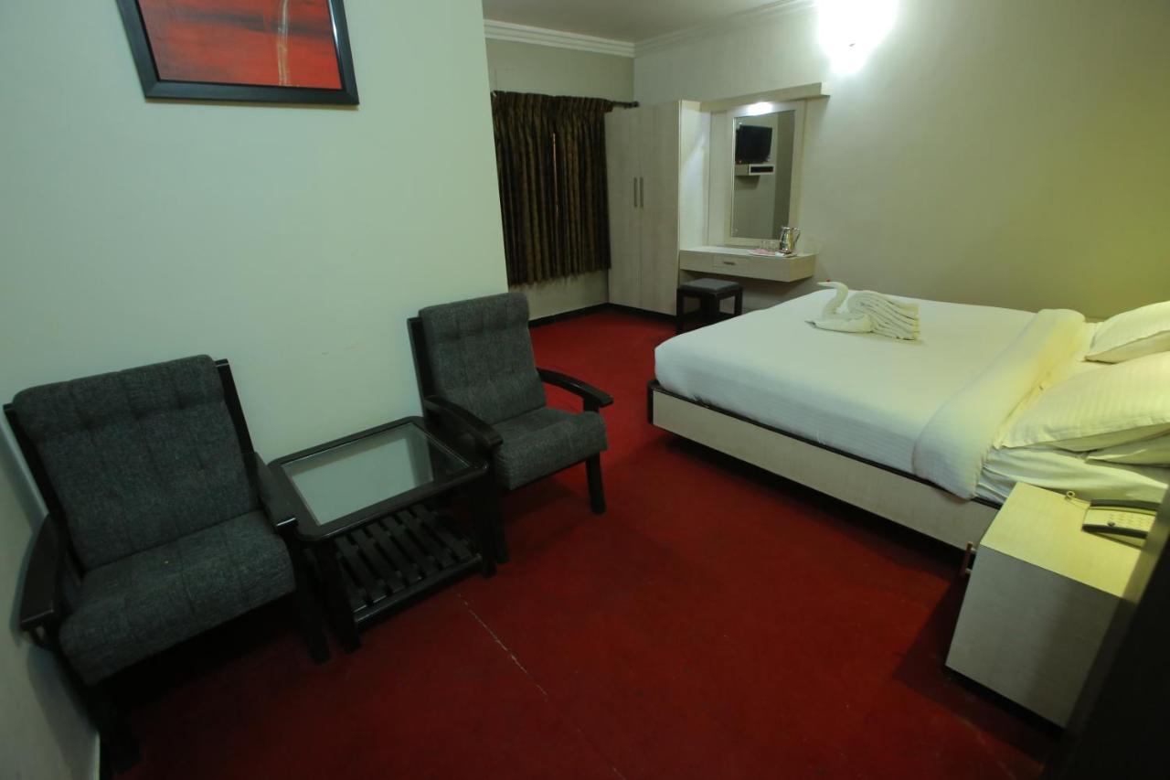 Hotel City Palace Utakamand Zewnętrze zdjęcie
