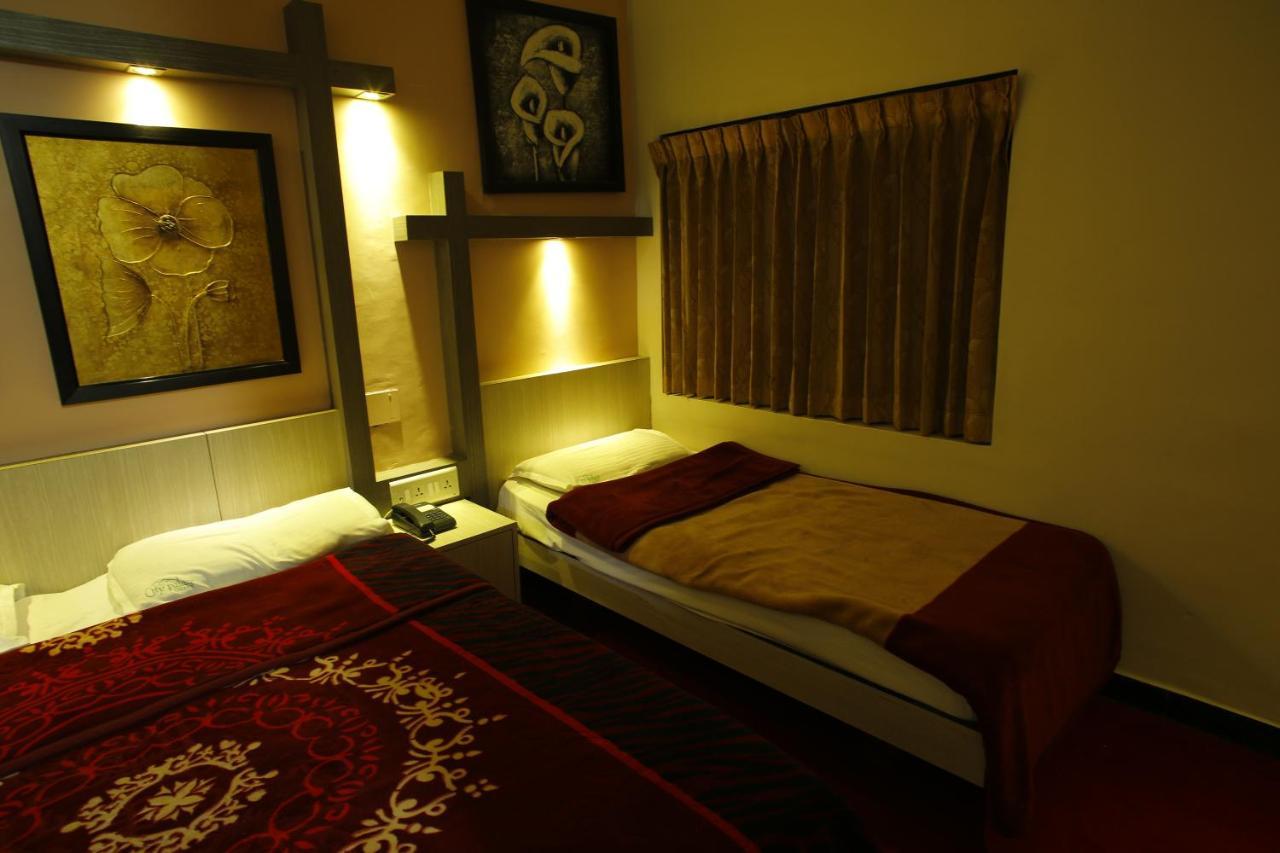 Hotel City Palace Utakamand Zewnętrze zdjęcie