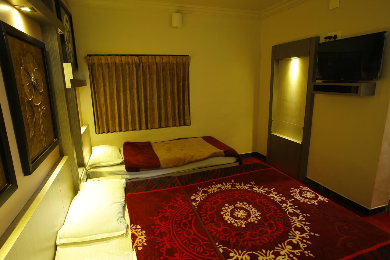 Hotel City Palace Utakamand Zewnętrze zdjęcie